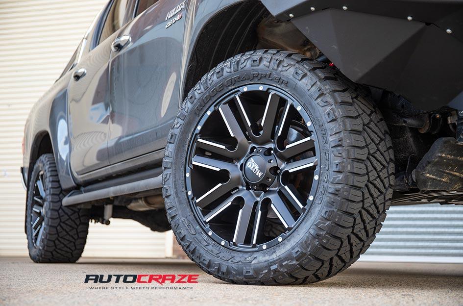 TOYOTA HILUX N80 4WD MO978 RAZOR SATIN BLACK MACHINED 